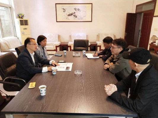 تشانغ يي ، نائب المدير العام ، وزارة التجارة ، وزارة التجارة ، مقاطعة تشجيانغ