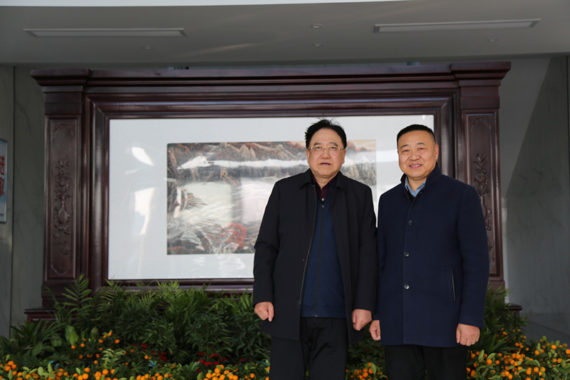  كانغ مينغ نا نرحب ترحيبا حارا من أكاديمي تشيان يي تاي التحقيق والتفاوض بشأن التعاون 